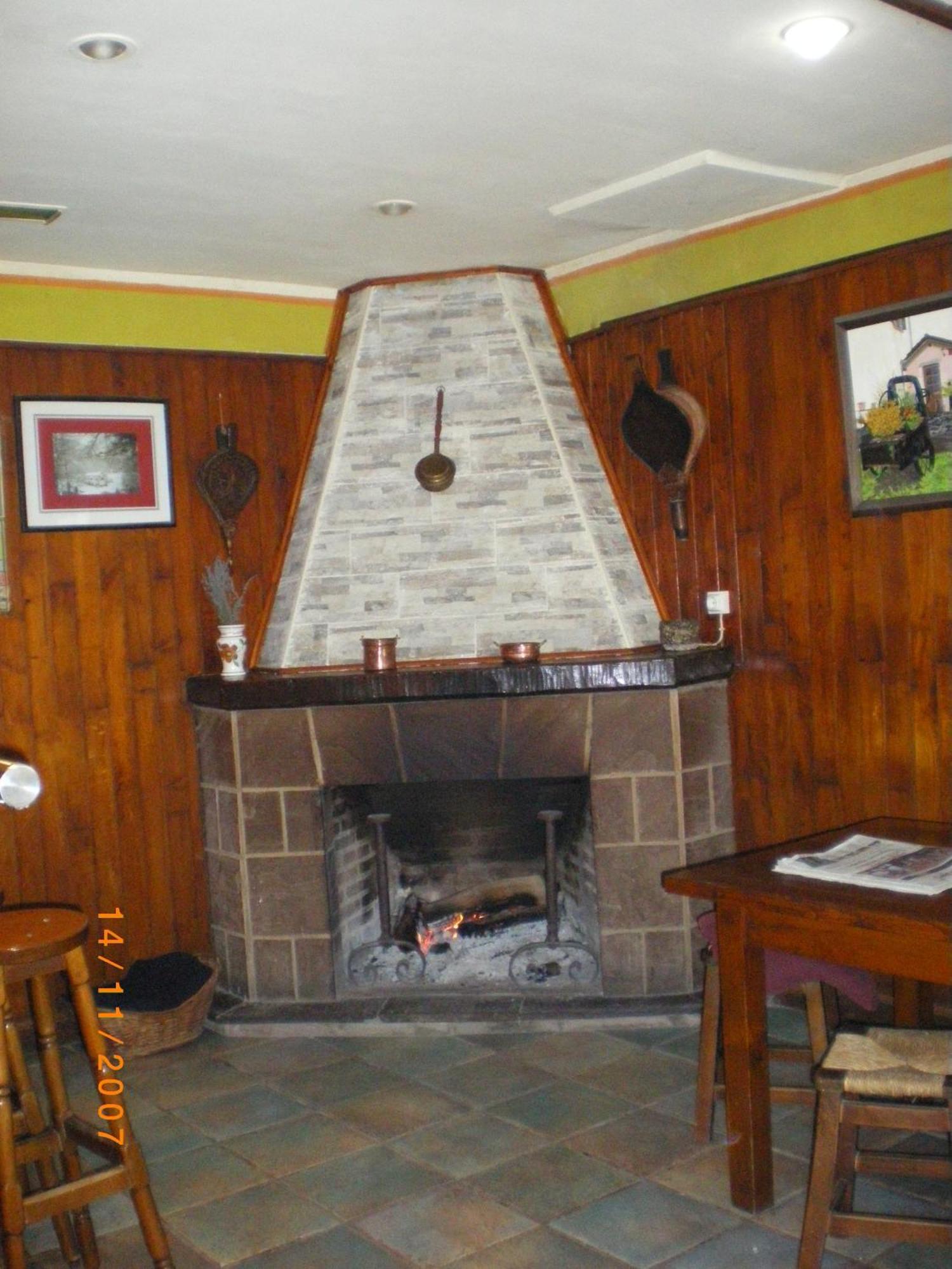 Hostal Venta San Blas Almándoz Exterior foto